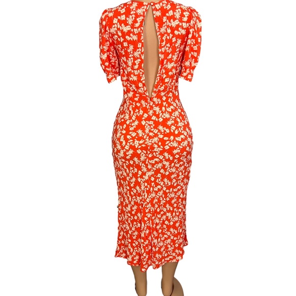 ASOS Design Midi Tea Dress in Floral Print - Picture 3 of 9